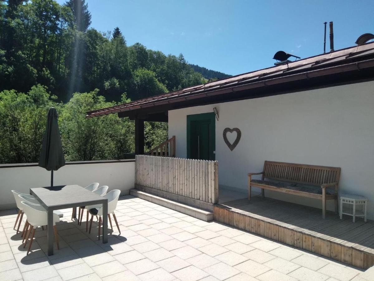 Apartment In Dienten With Mountain Views Dienten am Hochkönig Extérieur photo
